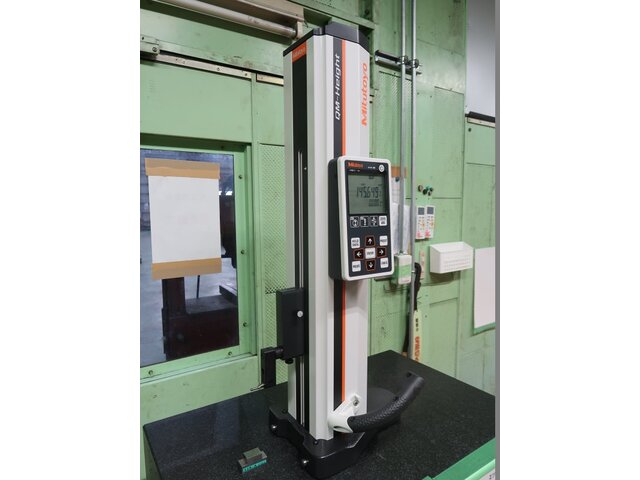 Mitutoyo QMH-350AX Height Master Image 2