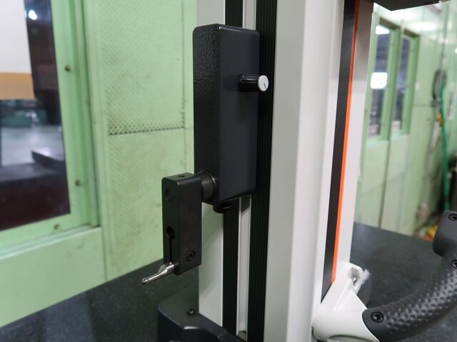 Mitutoyo QMH-350AX Height Master Image 3
