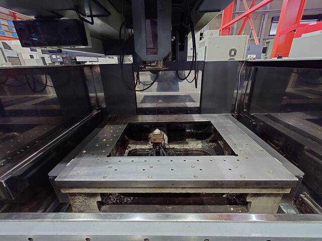 Mitsubishi Electric FA20PSM EDM (Wire) Image 3