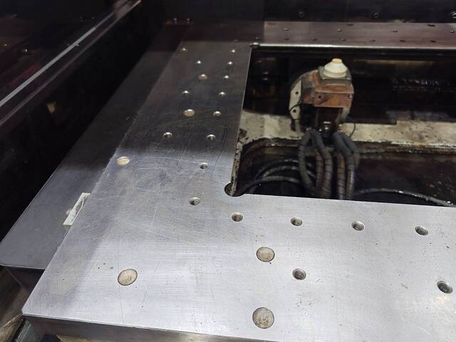 Mitsubishi Electric FA20PSM EDM (Wire) Image 4
