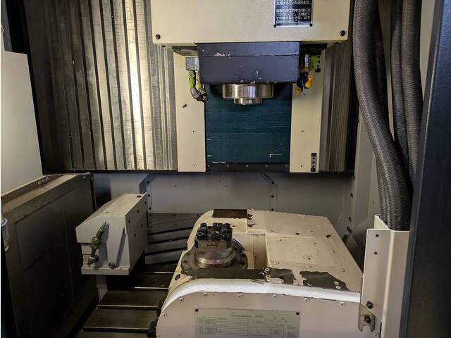 MAKINO V22-5XR Double-column Machining Center Image 3