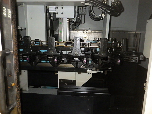 MAKINO V77L Vertical Machining Center Image 5