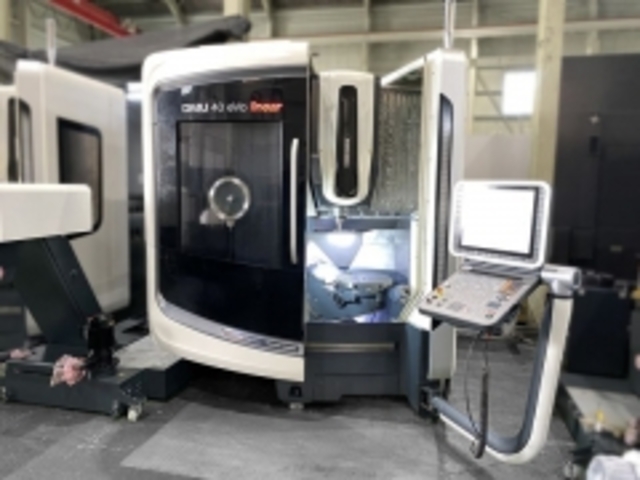 DMG MORI DMU40 evo 5Axis Machining Center Image 1