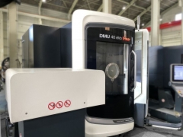 DMG MORI DMU40 evo 5Axis Machining Center Image 9