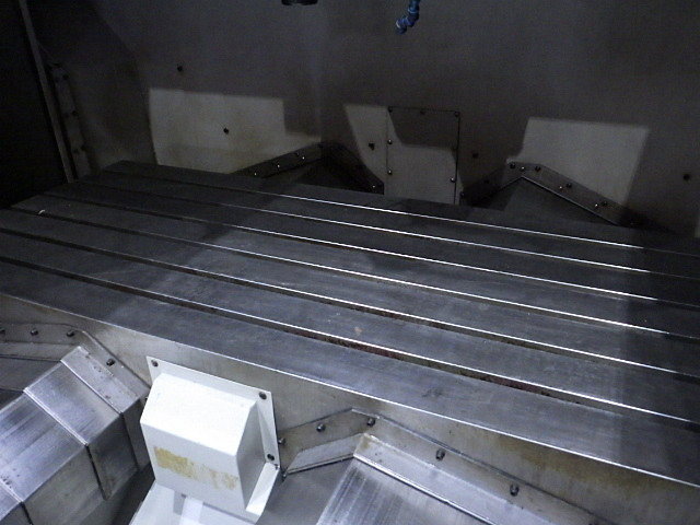 MAKINO V77L Vertical Machining Center Image 14