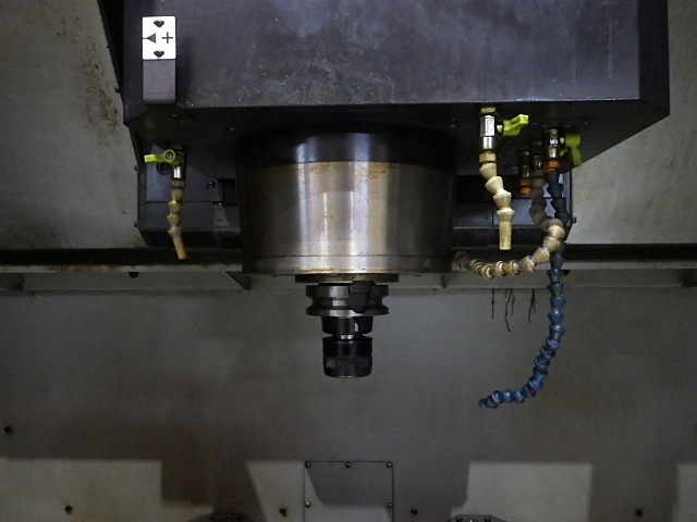 MAKINO V77L Vertical Machining Center Image 16