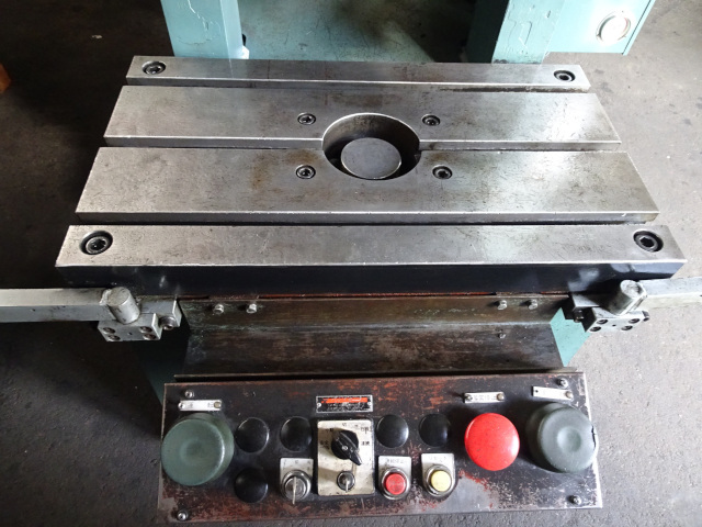 Komatsu PUX-45 C-Frame Press Image 4
