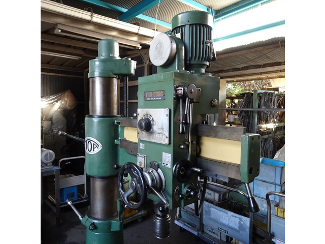 TOA TRD-800C Radial Drilling Machine Image 2