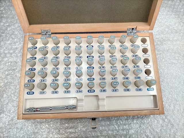 新潟精機 AA-2B Pin Image 1