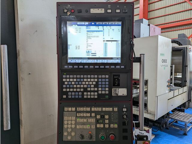 OKK VM600 立型マシニングセンタ の画像 6枚目