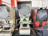 ミツトヨ PJ-300 投影機 C169372 の画像