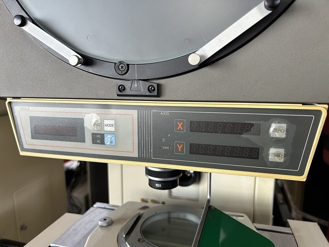 ミツトヨ PJ-300 投影機 の画像 6枚目