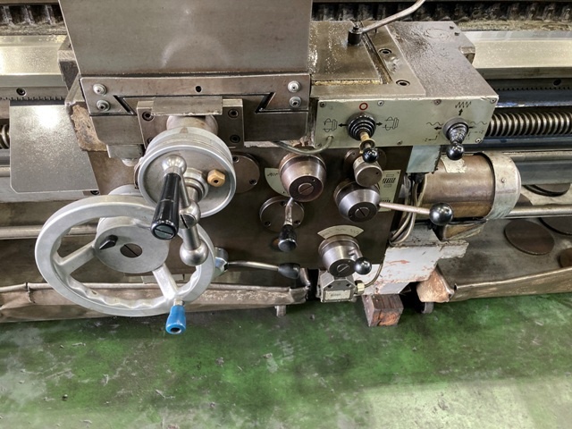 Dainichi Machinery DHK75X300 Lathe Image 5