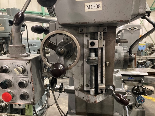 大隈豊和機械 STM-2R 立型フライス盤 の画像 8枚目