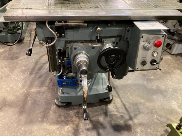 MAKINO KSAP-55 Vertical Milling Machine Image 3