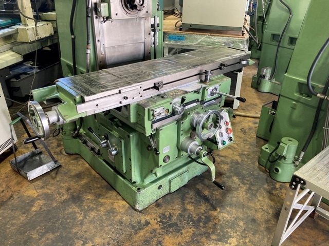 OKK MH-2P Horizontal Milling Machine Image 2