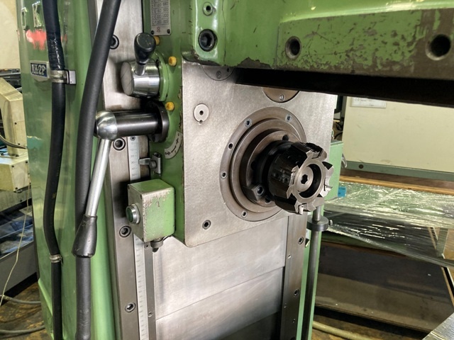 OKK MH-2P Horizontal Milling Machine Image 4