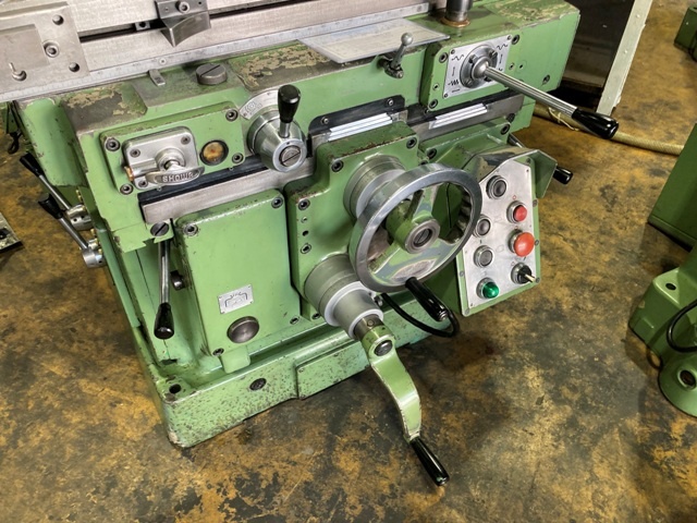 OKK MH-2P Horizontal Milling Machine Image 7