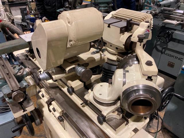 牧野フライス製作所 C-40 工具研削盤 の画像 3枚目