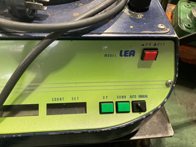 東洋マシナリー トーマドリペットLEA Tool Grinder Image 3