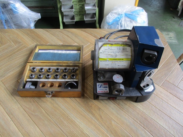 ビック･ツール D-KEN13 工具研削盤 の画像 1枚目