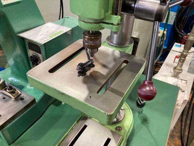 KIRA CORPORATION KND-8 Desktop Drilling Machine Image 2