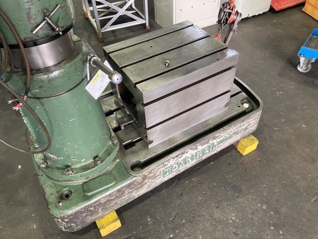 TOA TRD-800C Radial Drilling Machine Image 5