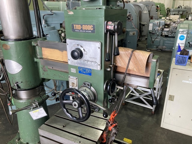 TOA TRD-800C Radial Drilling Machine Image 7