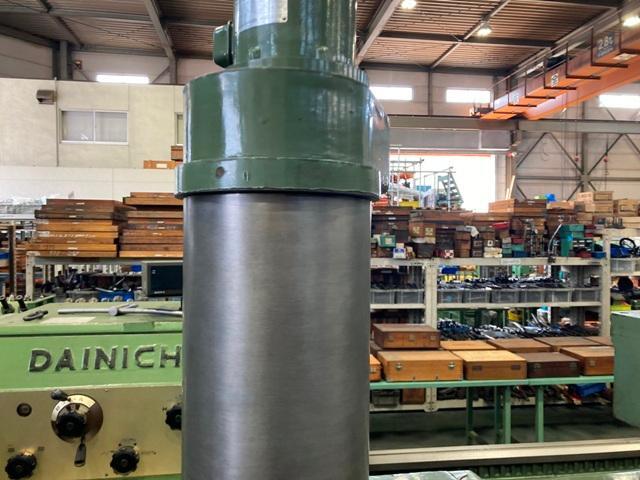 TOA TRD-800C Radial Drilling Machine Image 8