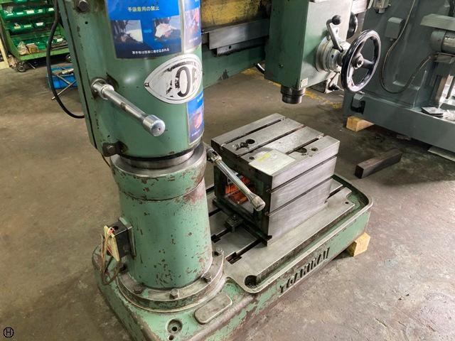 TOA TRD-800C Radial Drilling Machine Image 4