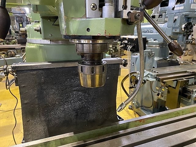 大隈豊和 STM-2R Vertical Milling Machine Image 4