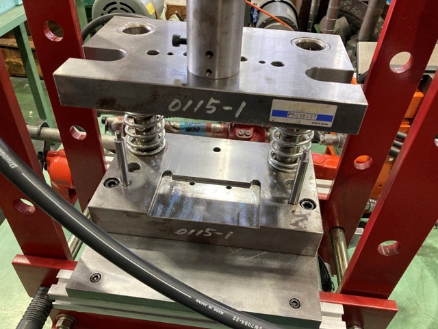 マサダ製作所 MTP-10HP Hydraulic Press Image 3