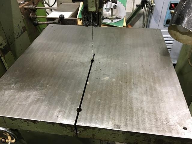 AMADA V-300 Band Saw Image 4