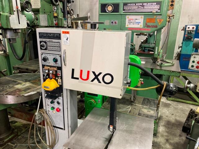 LUXO LE-300 Band Saw Image 1