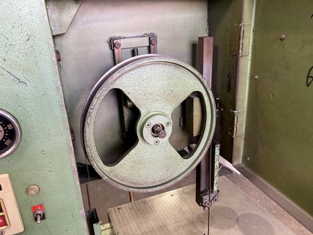 YS Koki YS-310 Band Saw Image 8