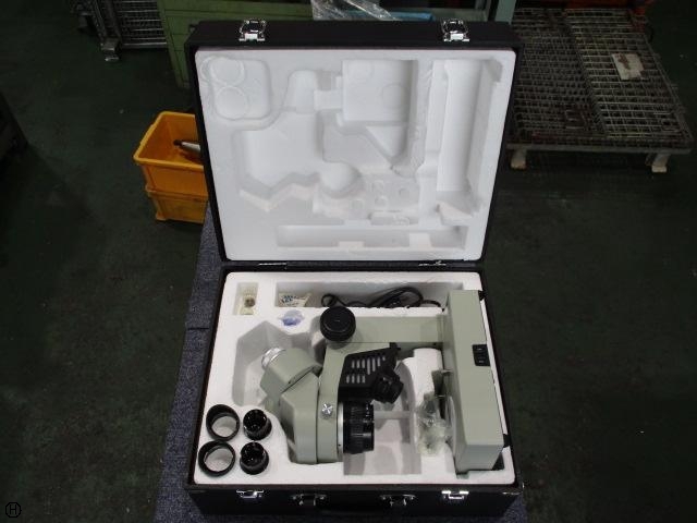 CARTON SCW-20L Microscope Image 4