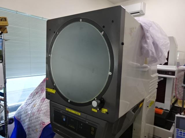 ミツトヨ PJ-500 投影機 の画像 1枚目