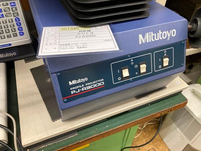 ミツトヨ PJ-A3010F-100 投影機 の画像 3枚目