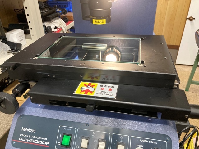 ミツトヨ PJ-H3000F 投影機 の画像 2枚目