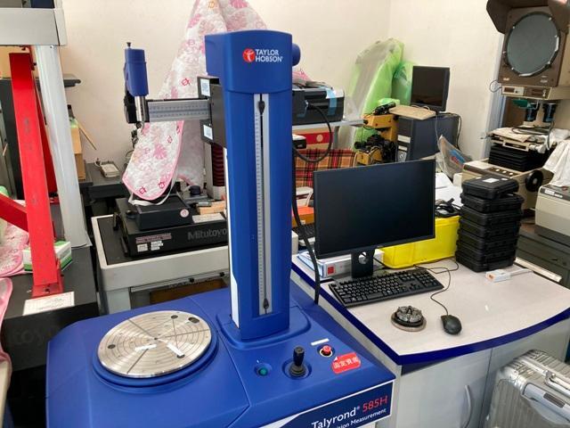 TAYLOR HOBSON TR-585H 真円度測定機 の画像 1枚目