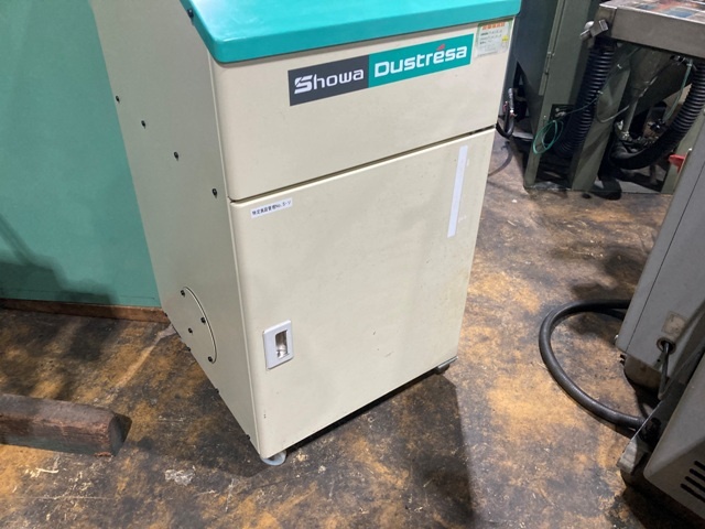 Showa Denki CFA-240 Dust Collector Image 2