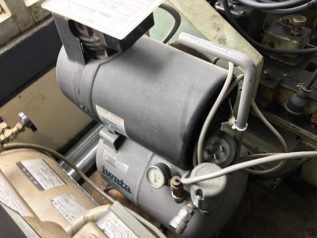 アネスト岩田 OFP-02T コンプレッサー の画像 2枚目