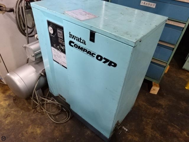 アネスト岩田 CSD-07P コンプレッサー の画像 1枚目
