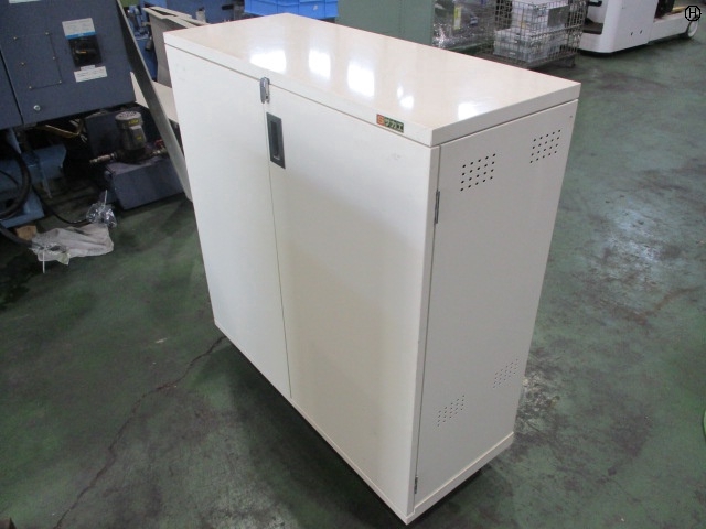 SAKAE  Tool Cabinet Image 2