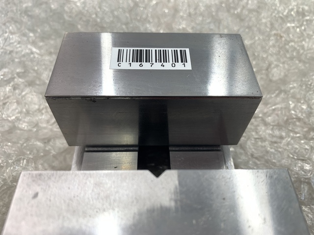 HIKARI SEIKI HLE-100 Vice Image 3