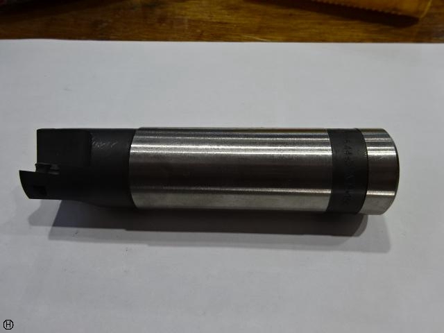 SANDVIK R215.44-32A32-15C Milling Cutter Image 1