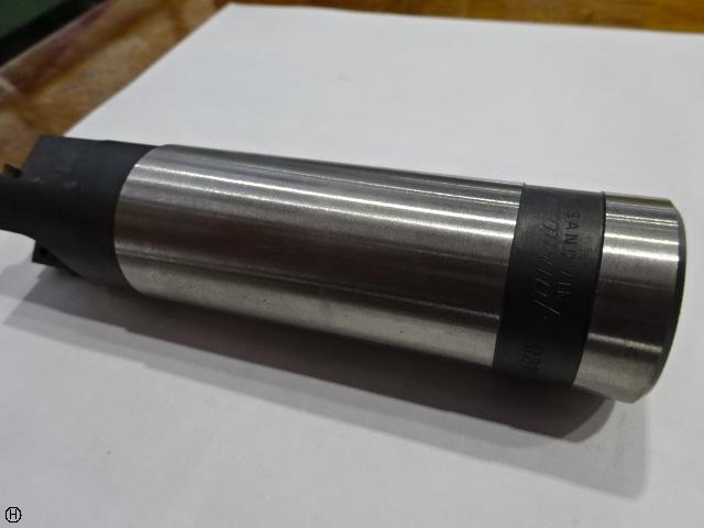 SANDVIK R215.44-32A32-15C Milling Cutter Image 4
