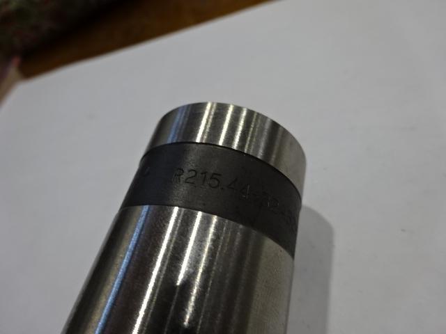 SANDVIK R215.44-32A32-15C Milling Cutter Image 6
