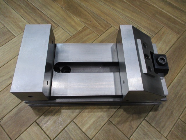 ナベヤ ERON ETO125TH バイス の画像 3枚目