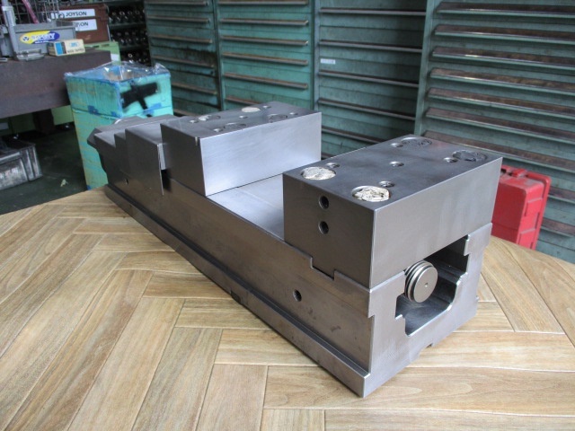北川鉄工所 VE-160LN バイス の画像 1枚目